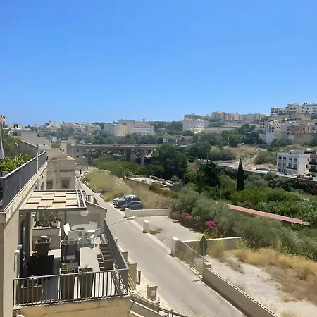 Villa Arjuza Saint Julian's